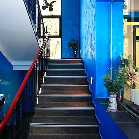 Conti Otel
