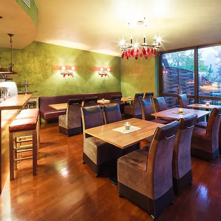 Hotel Conti 3*