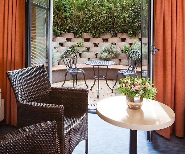 Conti Hotel 3*